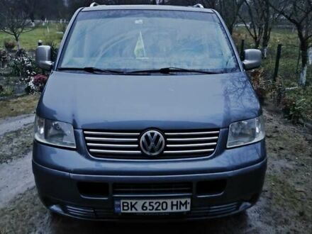 Серый Фольксваген Transporter, объемом двигателя 2.46 л и пробегом 420 тыс. км за 9800 $, фото 1 на Automoto.ua