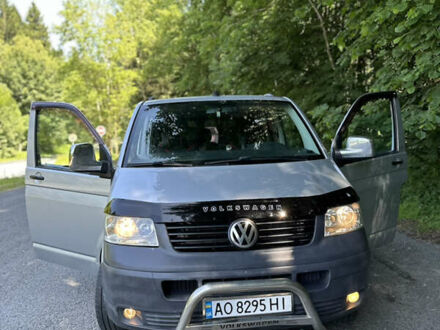 Сірий Фольксваген Transporter, об'ємом двигуна 2.46 л та пробігом 270 тис. км за 9200 $, фото 1 на Automoto.ua