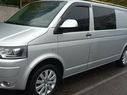 Серый Фольксваген Transporter, объемом двигателя 1.97 л и пробегом 245 тыс. км за 16000 $, фото 1 на Automoto.ua