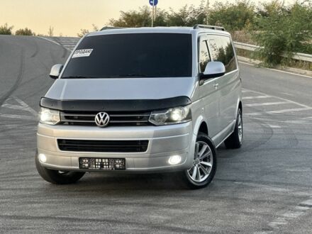 Серый Фольксваген Transporter, объемом двигателя 2 л и пробегом 325 тыс. км за 16999 $, фото 1 на Automoto.ua