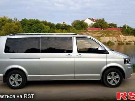 Серый Фольксваген Transporter, объемом двигателя 2 л и пробегом 306 тыс. км за 15500 $, фото 1 на Automoto.ua
