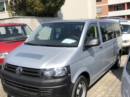 Фольксваген Transporter 2013 у Києві на Automoto.ua Сірий Фольксваген Transporter, об'ємом двигуна 2 л та пробігом 167 тис. км за 7500 $, фото 1 на Automoto.ua