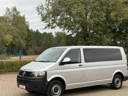 Серый Фольксваген Transporter, объемом двигателя 2 л и пробегом 174 тыс. км за 9000 $, фото 1 на Automoto.ua