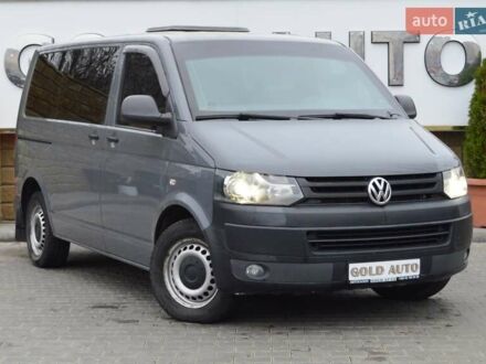 Серый Фольксваген Transporter, объемом двигателя 1.97 л и пробегом 70 тыс. км за 39999 $, фото 1 на Automoto.ua