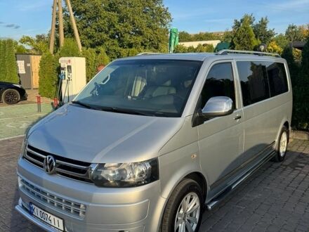 Сірий Фольксваген Transporter, об'ємом двигуна 1.97 л та пробігом 262 тис. км за 30900 $, фото 1 на Automoto.ua