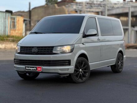 Сірий Фольксваген Transporter, об'ємом двигуна 2 л та пробігом 218 тис. км за 14440 $, фото 1 на Automoto.ua