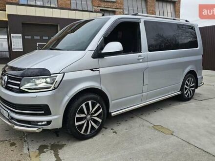 Серый Фольксваген Transporter, объемом двигателя 2 л и пробегом 216 тыс. км за 20800 $, фото 1 на Automoto.ua