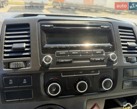 Синій Фольксваген Transporter, об'ємом двигуна 2 л та пробігом 183 тис. км за 17900 $, фото 17 на Automoto.ua