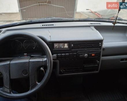 Синій Фольксваген Transporter, об'ємом двигуна 2.37 л та пробігом 745 тис. км за 3500 $, фото 10 на Automoto.ua