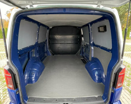 Синий Фольксваген Transporter, объемом двигателя 1.97 л и пробегом 55 тыс. км за 31000 $, фото 12 на Automoto.ua