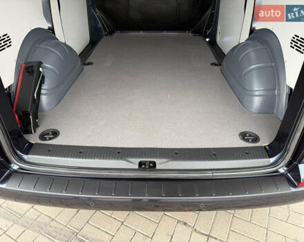 Синій Фольксваген Transporter, об'ємом двигуна 2 л та пробігом 149 тис. км за 33999 $, фото 141 на Automoto.ua