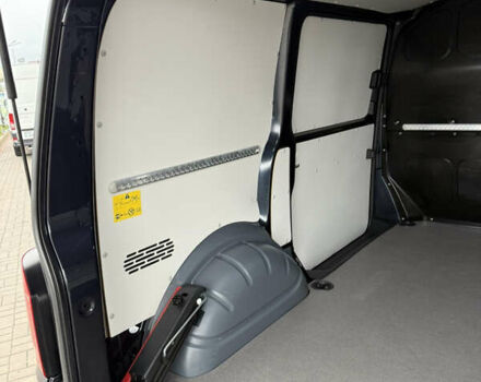 Синій Фольксваген Transporter, об'ємом двигуна 2 л та пробігом 149 тис. км за 33999 $, фото 143 на Automoto.ua
