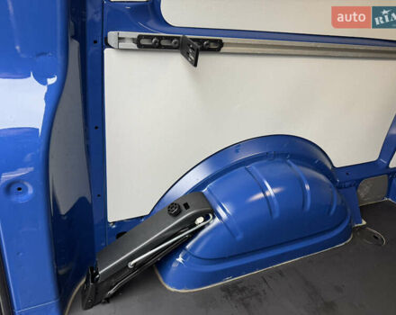 Синий Фольксваген Transporter, объемом двигателя 1.97 л и пробегом 207 тыс. км за 23999 $, фото 82 на Automoto.ua