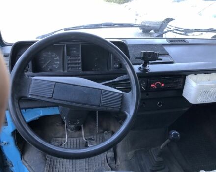 Синій Фольксваген Transporter, об'ємом двигуна 1.6 л та пробігом 300 тис. км за 1900 $, фото 5 на Automoto.ua