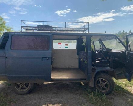 Синій Фольксваген Transporter, об'ємом двигуна 1.6 л та пробігом 400 тис. км за 1906 $, фото 5 на Automoto.ua