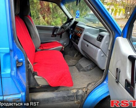 Синий Фольксваген Transporter, объемом двигателя 2 л и пробегом 0 тыс. км за 3000 $, фото 5 на Automoto.ua