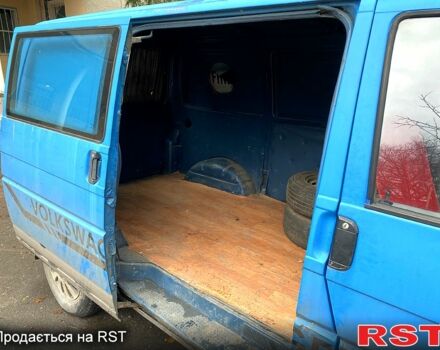 Синий Фольксваген Transporter, объемом двигателя 2 л и пробегом 0 тыс. км за 3000 $, фото 2 на Automoto.ua