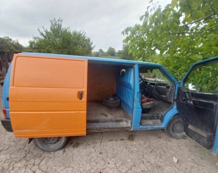 Синий Фольксваген Transporter, объемом двигателя 2.4 л и пробегом 643 тыс. км за 2300 $, фото 2 на Automoto.ua
