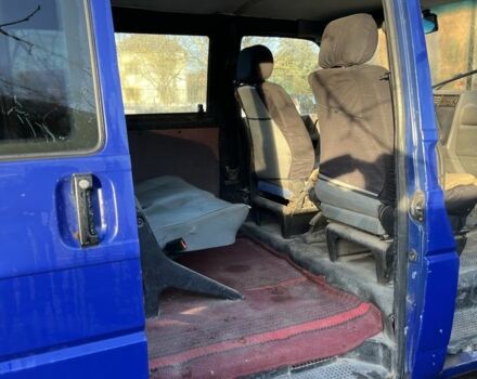 Синий Фольксваген Transporter, объемом двигателя 2.5 л и пробегом 569 тыс. км за 1500 $, фото 6 на Automoto.ua