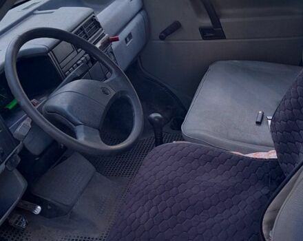 Синий Фольксваген Transporter, объемом двигателя 1.9 л и пробегом 320 тыс. км за 4200 $, фото 3 на Automoto.ua