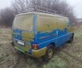 Синий Фольксваген Transporter, объемом двигателя 2.4 л и пробегом 600 тыс. км за 2839 $, фото 2 на Automoto.ua