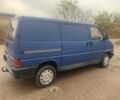 Синий Фольксваген Transporter, объемом двигателя 2.4 л и пробегом 350 тыс. км за 3200 $, фото 3 на Automoto.ua