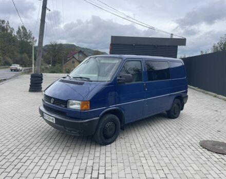 Синий Фольксваген Transporter, объемом двигателя 2.5 л и пробегом 300 тыс. км за 4400 $, фото 1 на Automoto.ua