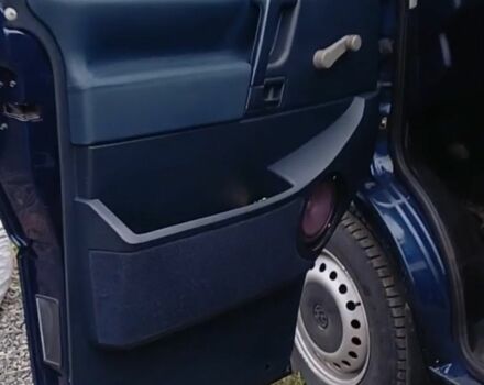 Синий Фольксваген Transporter, объемом двигателя 2.5 л и пробегом 480 тыс. км за 8500 $, фото 9 на Automoto.ua