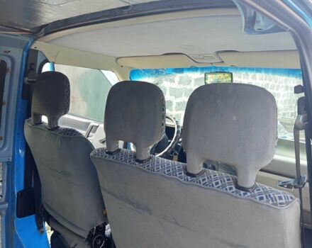 Синий Фольксваген Transporter, объемом двигателя 2.5 л и пробегом 350 тыс. км за 5500 $, фото 6 на Automoto.ua