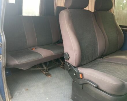 Синій Фольксваген Transporter, об'ємом двигуна 2.4 л та пробігом 287 тис. км за 4999 $, фото 5 на Automoto.ua