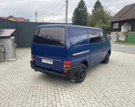 Синий Фольксваген Transporter, объемом двигателя 2.5 л и пробегом 300 тыс. км за 4400 $, фото 2 на Automoto.ua