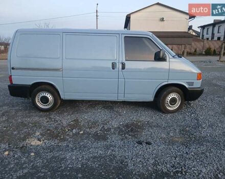 Синий Фольксваген Transporter, объемом двигателя 2.46 л и пробегом 329 тыс. км за 4800 $, фото 6 на Automoto.ua