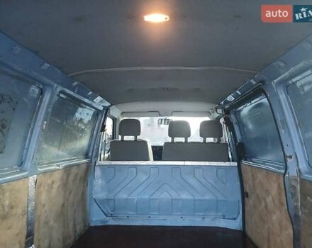 Синий Фольксваген Transporter, объемом двигателя 2.46 л и пробегом 329 тыс. км за 4800 $, фото 23 на Automoto.ua