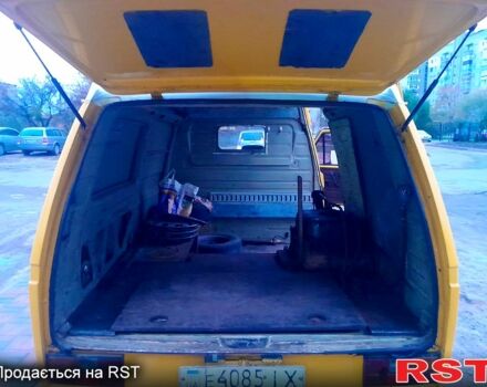 Синій Фольксваген Transporter, об'ємом двигуна 1.4 л та пробігом 100 тис. км за 2000 $, фото 6 на Automoto.ua