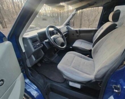 Синий Фольксваген Transporter, объемом двигателя 0 л и пробегом 200 тыс. км за 3300 $, фото 7 на Automoto.ua