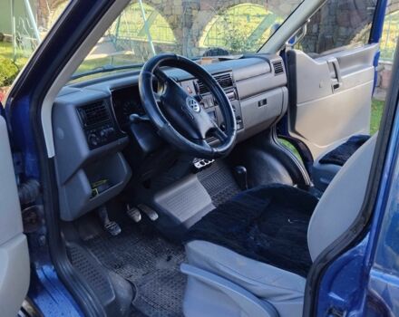 Синий Фольксваген Transporter, объемом двигателя 2.5 л и пробегом 339 тыс. км за 6300 $, фото 8 на Automoto.ua