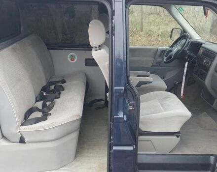 Синий Фольксваген Transporter, объемом двигателя 2.5 л и пробегом 330 тыс. км за 1980 $, фото 4 на Automoto.ua