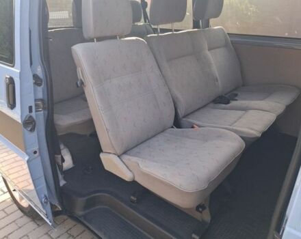 Синій Фольксваген Transporter, об'ємом двигуна 2.5 л та пробігом 280 тис. км за 70000 $, фото 3 на Automoto.ua