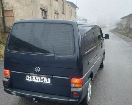 Синий Фольксваген Transporter, объемом двигателя 2.5 л и пробегом 330 тыс. км за 1980 $, фото 1 на Automoto.ua