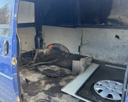 Синий Фольксваген Transporter, объемом двигателя 2.5 л и пробегом 450 тыс. км за 2500 $, фото 4 на Automoto.ua