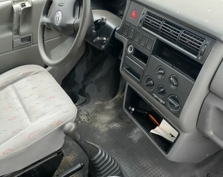 Синий Фольксваген Transporter, объемом двигателя 2.5 л и пробегом 285 тыс. км за 5750 $, фото 7 на Automoto.ua