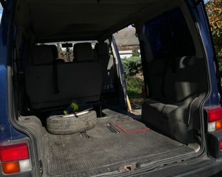 Синій Фольксваген Transporter, об'ємом двигуна 2.5 л та пробігом 600 тис. км за 5700 $, фото 2 на Automoto.ua