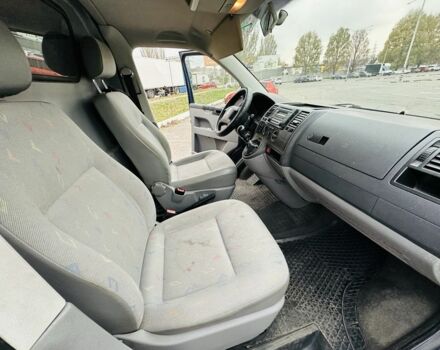 Синий Фольксваген Transporter, объемом двигателя 2.5 л и пробегом 300 тыс. км за 6125 $, фото 16 на Automoto.ua