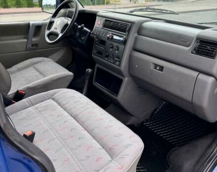 Синий Фольксваген Transporter, объемом двигателя 1.9 л и пробегом 315 тыс. км за 2600 $, фото 9 на Automoto.ua