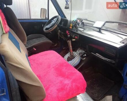 Синій Фольксваген Transporter, об'ємом двигуна 0 л та пробігом 265 тис. км за 1550 $, фото 5 на Automoto.ua