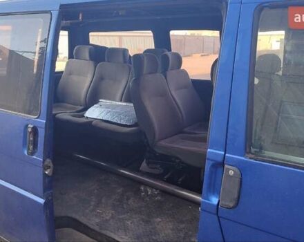 Синий Фольксваген Transporter, объемом двигателя 2.4 л и пробегом 497 тыс. км за 3000 $, фото 3 на Automoto.ua