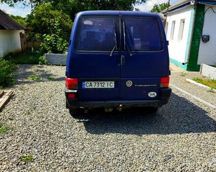 Синій Фольксваген Transporter, об'ємом двигуна 2.4 л та пробігом 600 тис. км за 3900 $, фото 2 на Automoto.ua