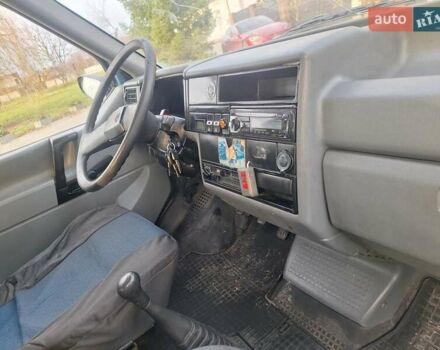 Синий Фольксваген Transporter, объемом двигателя 1.9 л и пробегом 347 тыс. км за 2100 $, фото 16 на Automoto.ua