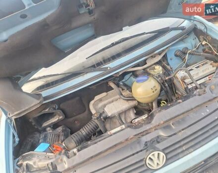 Синий Фольксваген Transporter, объемом двигателя 1.9 л и пробегом 347 тыс. км за 2100 $, фото 20 на Automoto.ua