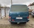 Синий Фольксваген Transporter, объемом двигателя 2.4 л и пробегом 400 тыс. км за 3500 $, фото 2 на Automoto.ua